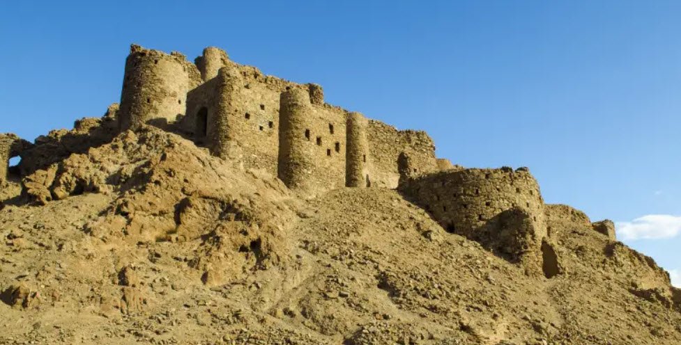 Qal'eh Dokhtar, Mark, Iran